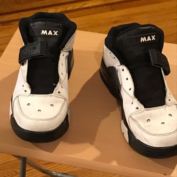 CB - Picture 2 of 14